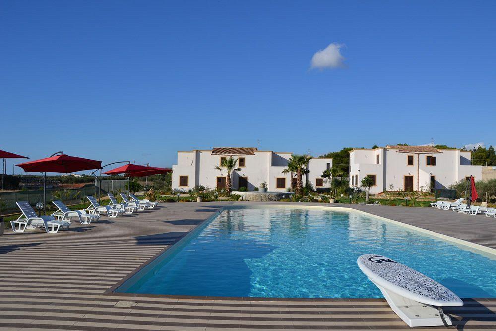 Case Vacanza Torre Lupa Marsala Eksteriør billede